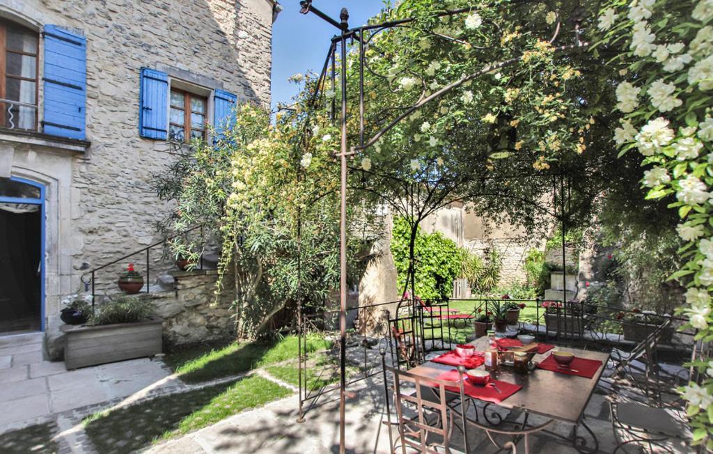 Chambres D'Hotes Le Relais Des Marmottes En Luberon Lagnes Экстерьер фото